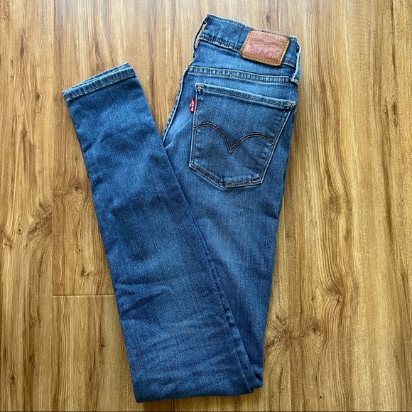 High rise Levi jeans - Picture 2 of 2
